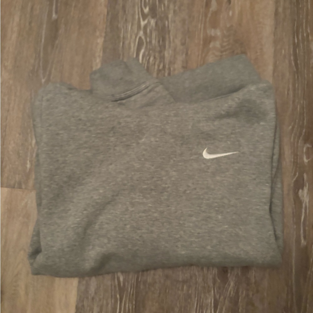 grey nike women’s hoodie size small